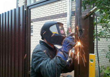 Сварка перегородок и заборов в Клинцах в октябре